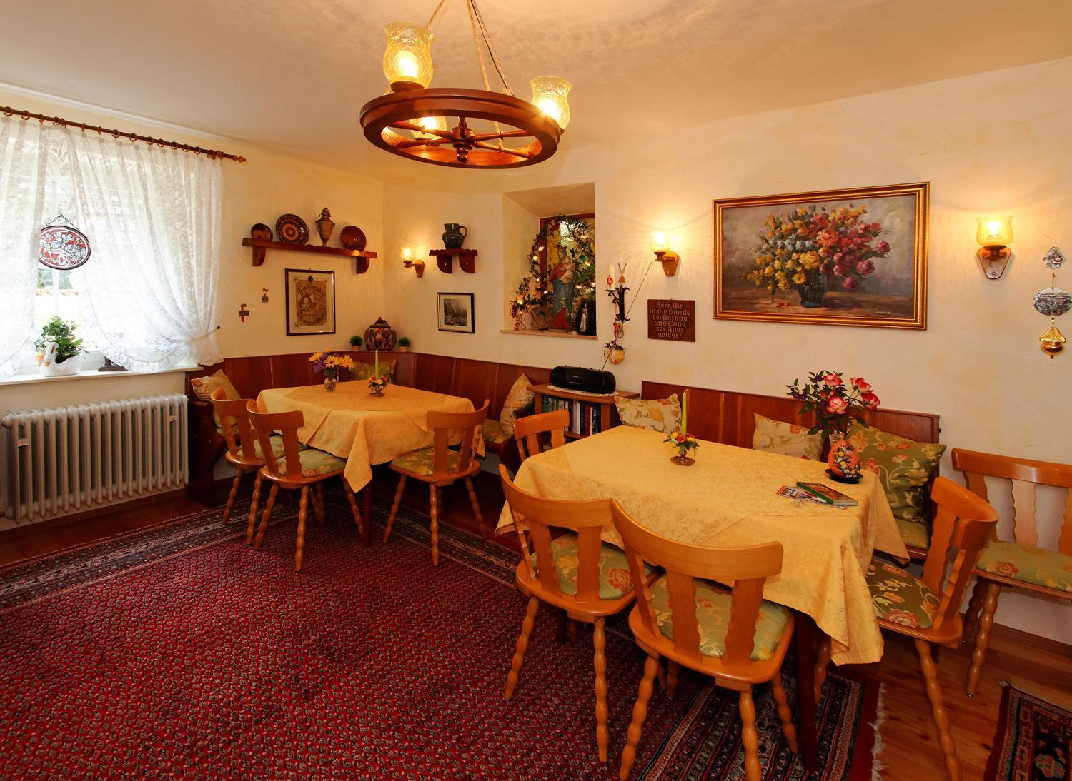Hotel Garni Regina ゲスヴァインシュタイン エクステリア 写真