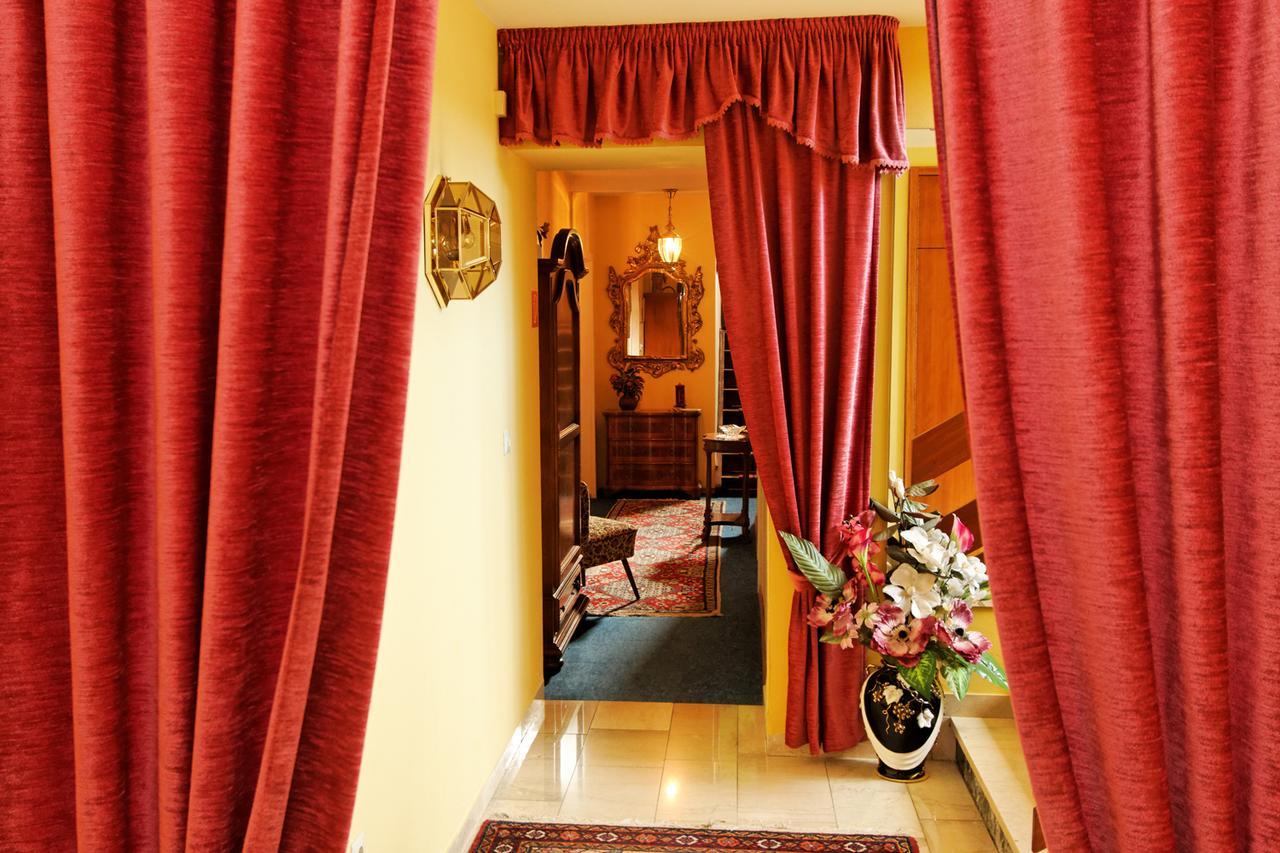 Hotel Garni Regina ゲスヴァインシュタイン エクステリア 写真