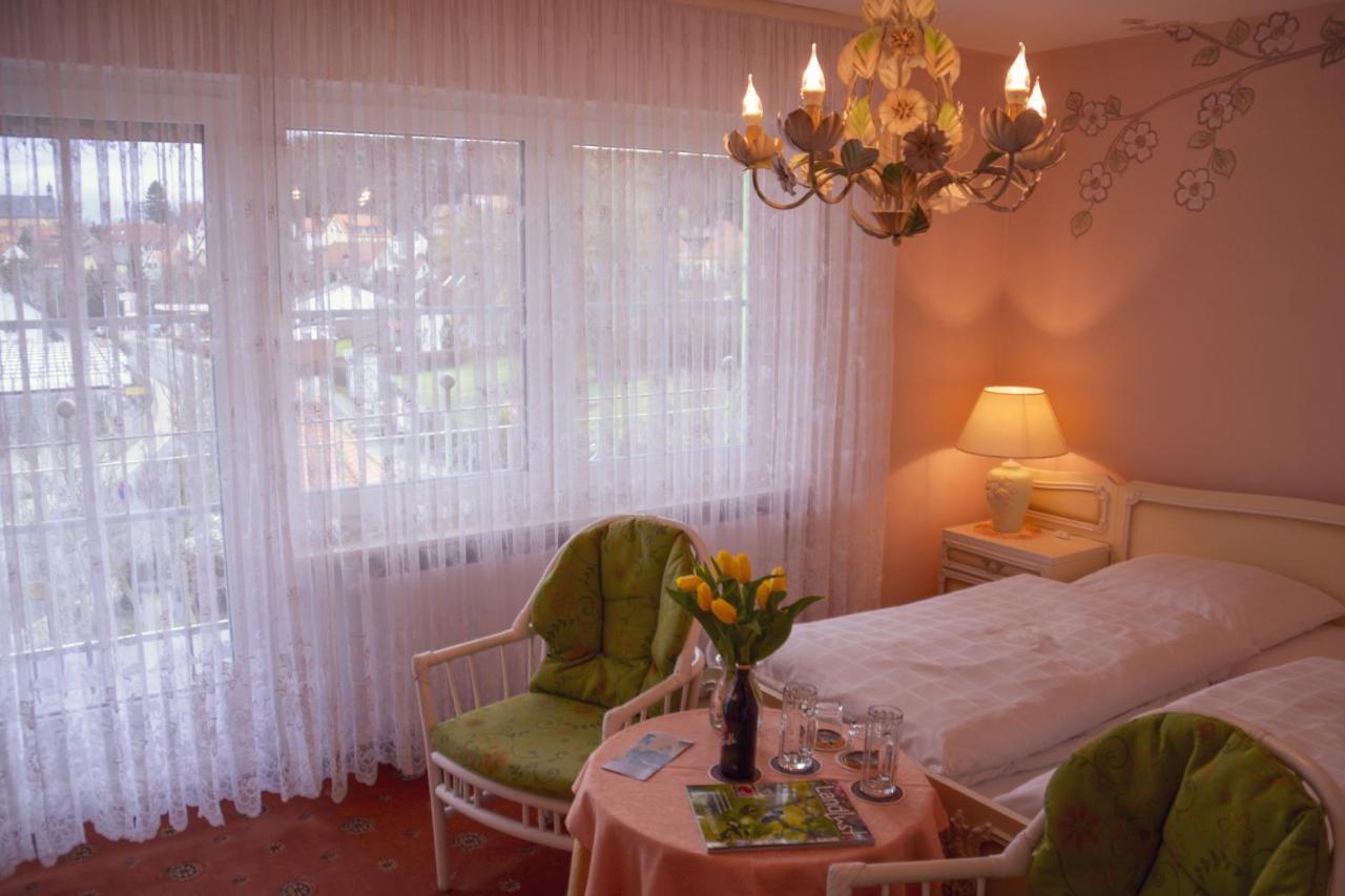 Hotel Garni Regina ゲスヴァインシュタイン エクステリア 写真
